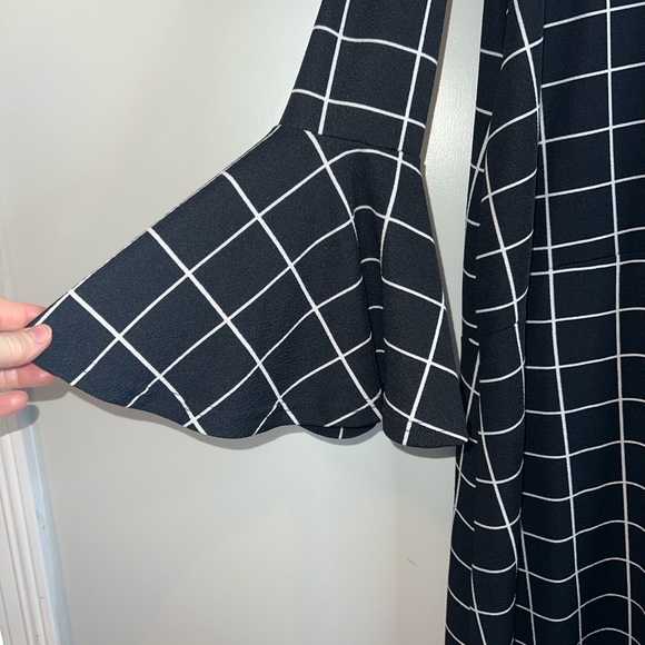 EUC Shein Dress Size M - Picture 2 of 2